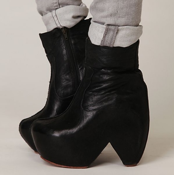 Gee Wawa Fatale Platform Ankle Boots Sale or Trade - Picture 1 of 4